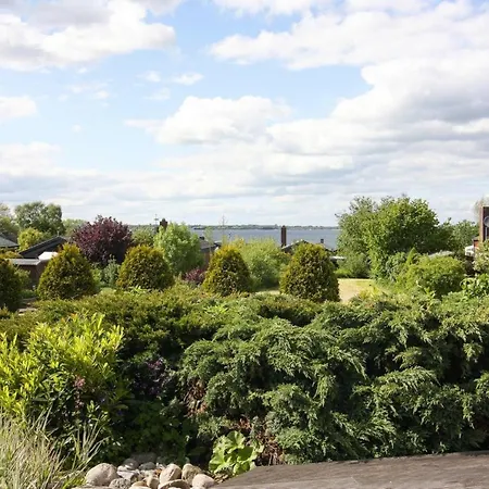 Ferienhaus, בית נופש *